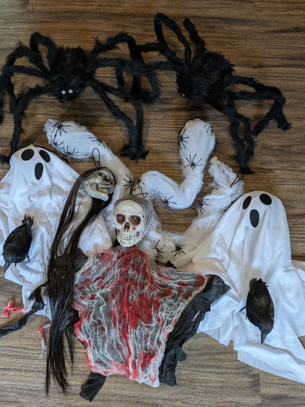Large Lot Of Halloween Decor, Skeleton, Light Up Ghosts & Orb Balls & More